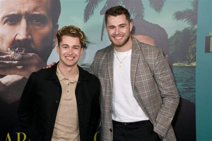 AJ Pritchard Height, Weight, Net Worth, Age, Birthday, Wikipedia, Who, Nationality, Biography