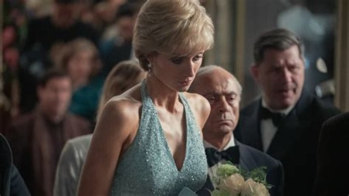 
Elizabeth Debicki Is Portrayed As Princess Diana In “The Crown” Season 5 