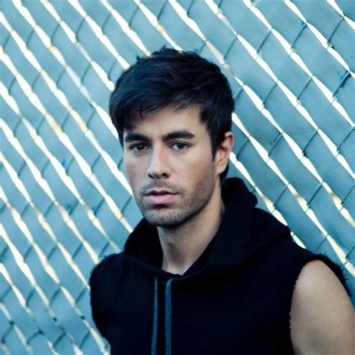 Enrique Iglesias Height, Weight, Net Worth, Age, Birthday, Wikipedia, Who, Nationality, Biography
