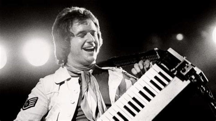 
Gary Wright: Cause of death, age, net worth, dream weaver, wife, career and more 
