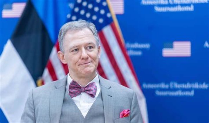 George P. Kent Height, Weight, Net Worth, Age, Birthday, Wikipedia, Who, Nationality, Biography