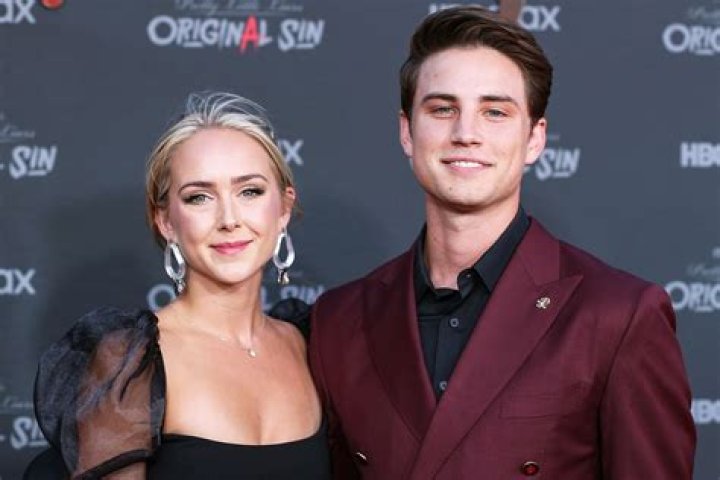 How Old Are Carson Rowland Siblings? Pretty Little Liars 2022 – Is He Gay Or Married To Wife?