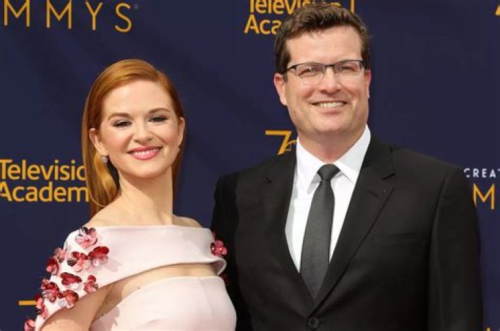 Is Sarah Drew Still Married To Peter Lanfer? Husband And Net Worth 2022