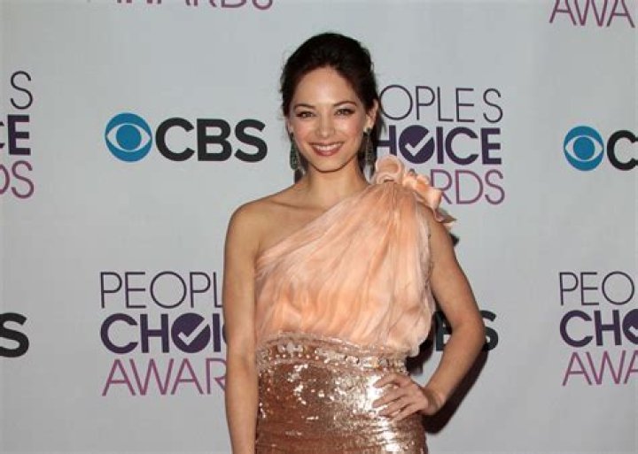 Kristin Kreuk Height, Weight, Net Worth, Age, Birthday, Wikipedia, Who, Instagram, Biography