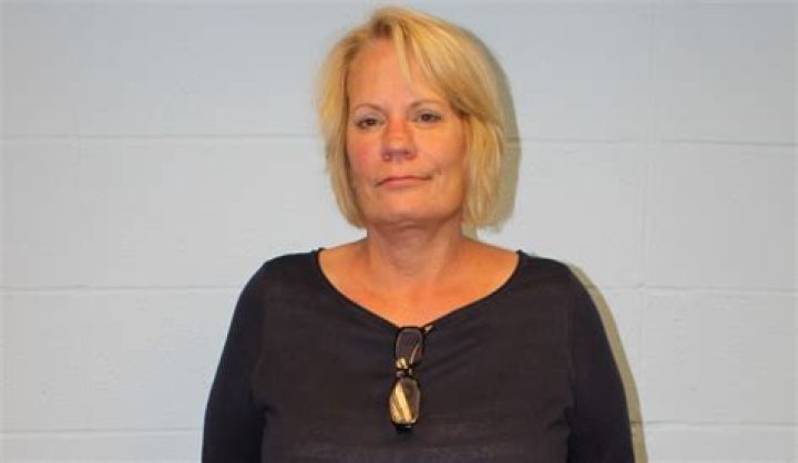 
Louis Gumpenberger Murder: How Did He Die? Why Did Pam Hupp Kill Him? 