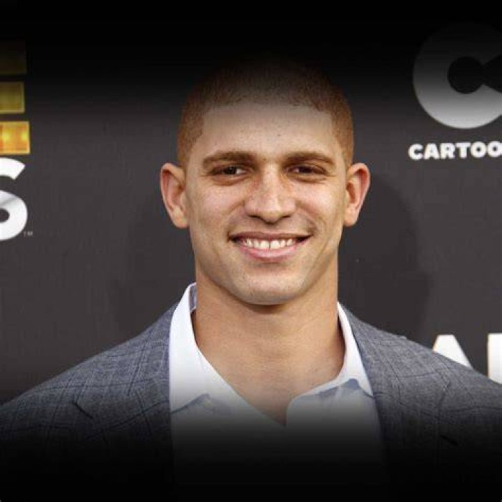 
Nicholas Philmon Height, Weight, Net Worth, Age, Birthday, Wikipedia, Who, Nationality, Biography 