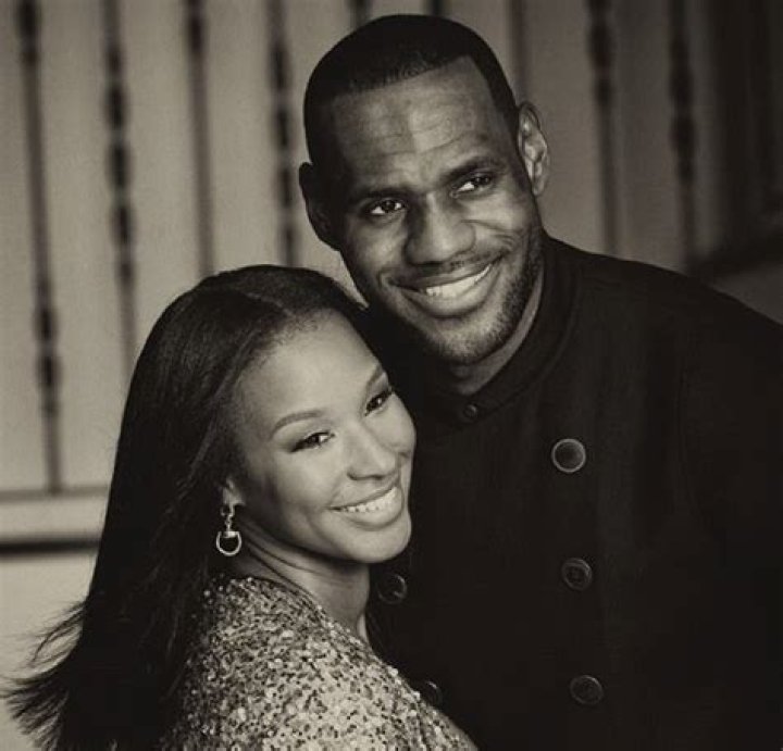 Savannah James Height, Age, Husband, Biography, Wiki, Net Worth