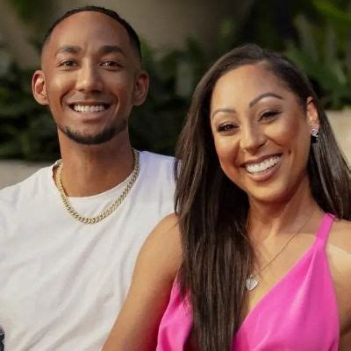 
Stacia Karcher Announced That She And Her Boyfriend Nate Barnes Had Broken Up 