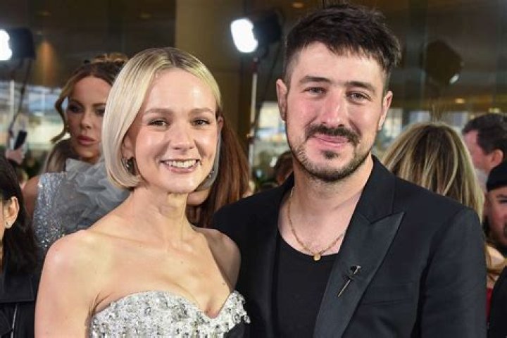 
Things To Know About Marcus Mumford: Married Life, Dating, House, Net Worth, & Parents 