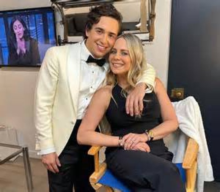 
Tiktok De Rodolfo Hernandez Net Worth, Running For President Of Columbia? Wife And Family 