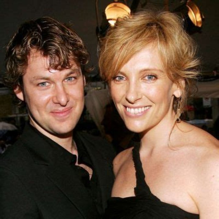 
Toni Collette And Dave Galafassi Split After Being Together For 20 Years 
