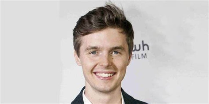 
Tyler Johnston’s Biography: Age, Height, Net Worth, Wife, Family 