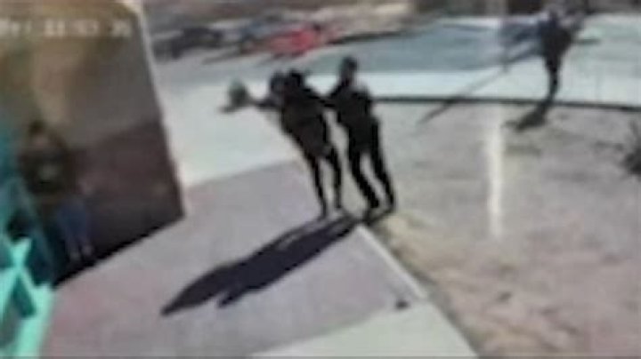 
WATCH: Security video shows Border Patrol agent slamming migrant to the ground near Texas El Paso shelter 
