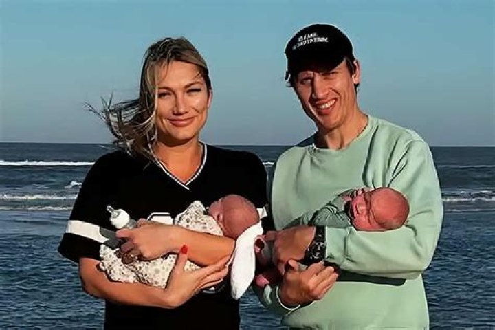 
Who Are Brooke Blurton Parents? Family Husband And Net Worth 