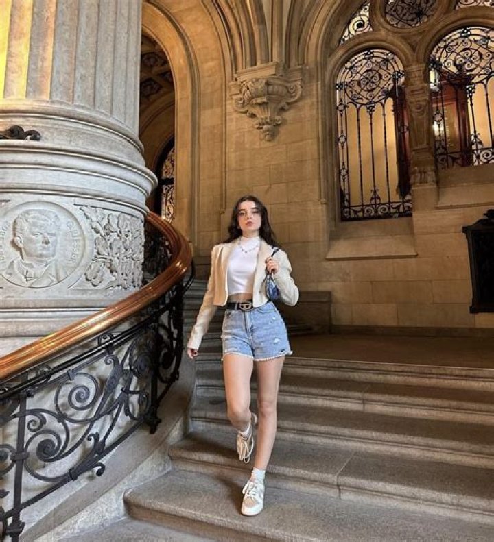 
Yeliz Korkmaz – Semiraminta TikTok, Height, Age, Boyfriend, Biography, Wiki, Net Worth 